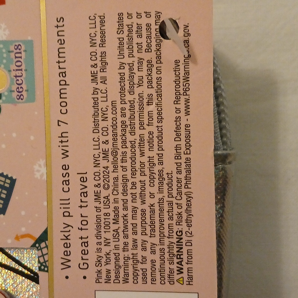 Pill case - Picture 8 of 8